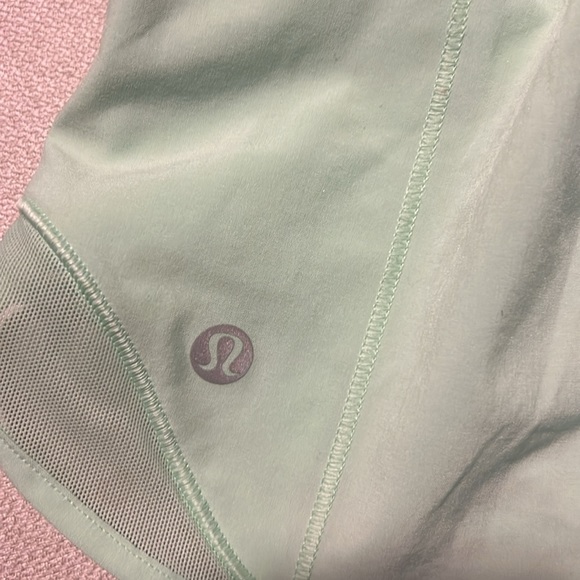 Lululemon shorts - Picture 3 of 4